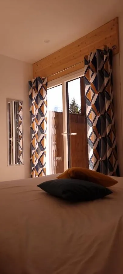 Maison d'hôtes Mont Bivouac, Chambre,Entree Et Sdb Privee,Balcon Vue Mtblanc Passy  France